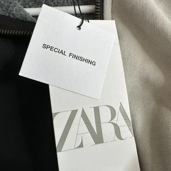 NWT. Zara Two-Tone Black and Gray Women's Cropped Hoodie. Size S. - Picture 4 of 5